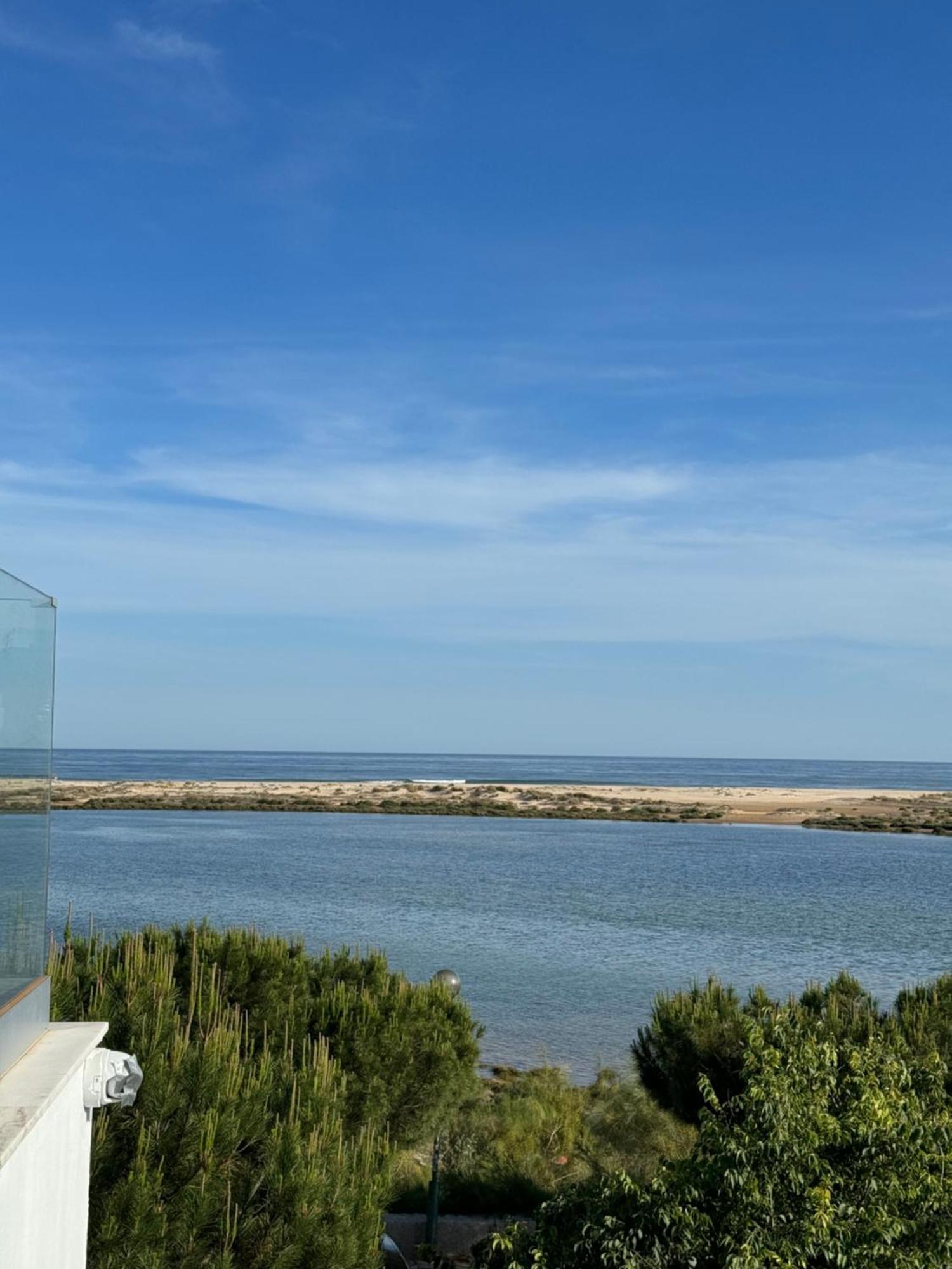 The House Roof Apartment Vila Nova de Cacela